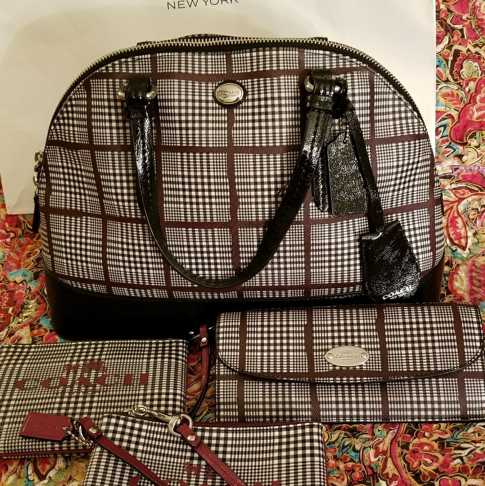 ISO MAKEUP BAG